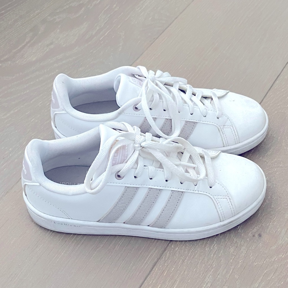 Adidas cloud foam sneakers